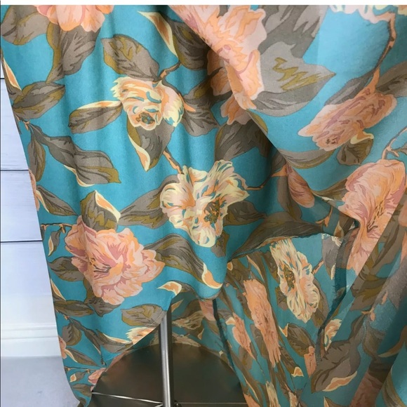 Breezy Sexy Show Me Your MuMu Green Floral Sz M - Picture 5 of 8